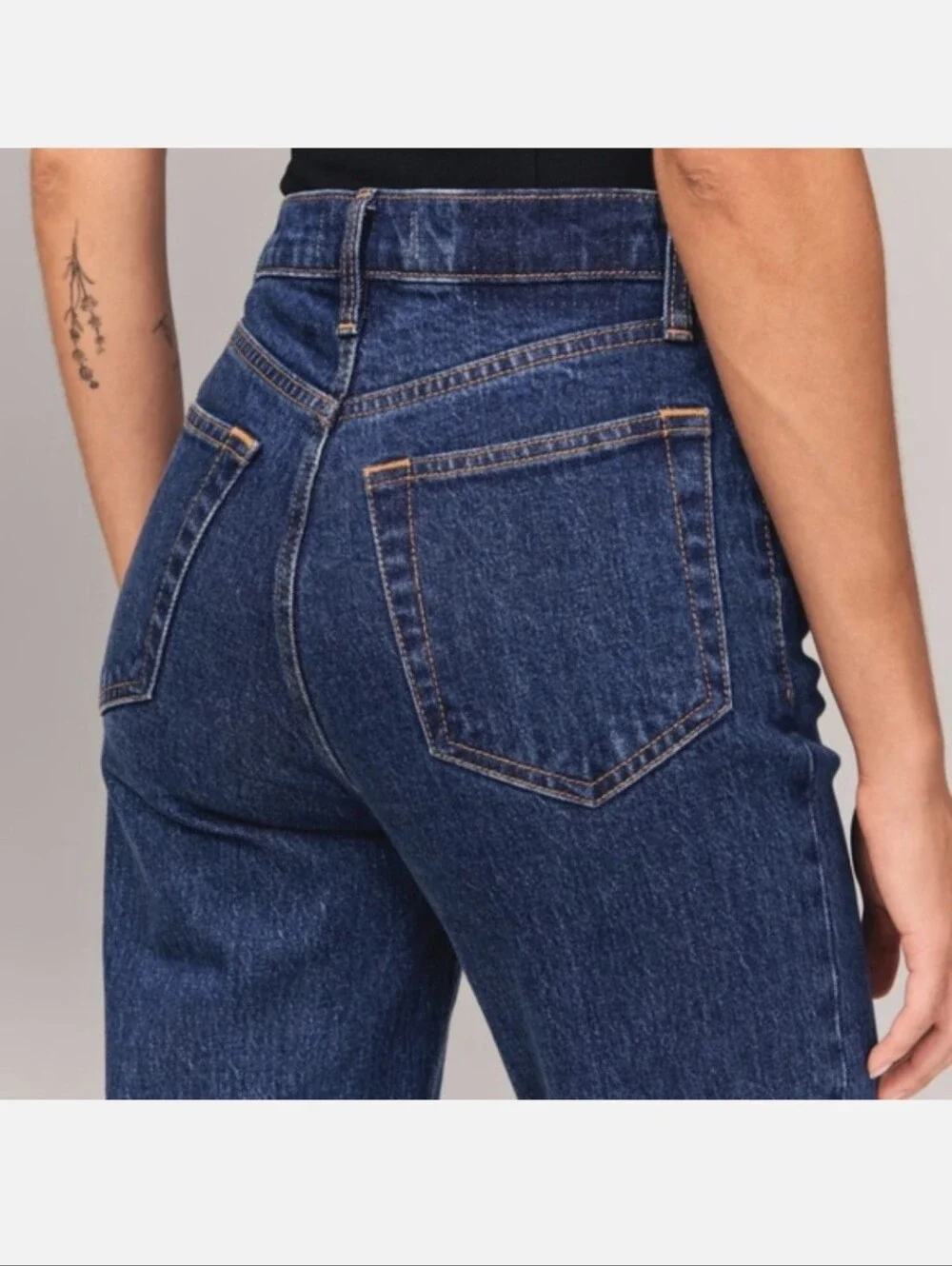 Abercrombie & Fitch The 90s Straight Ultra High Rise Jeans Womens Size 31/12L - Picture 3 of 10